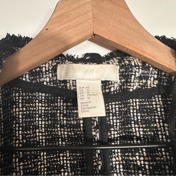 H&M Black and White tweeted Blazer - Picture 2 of 7